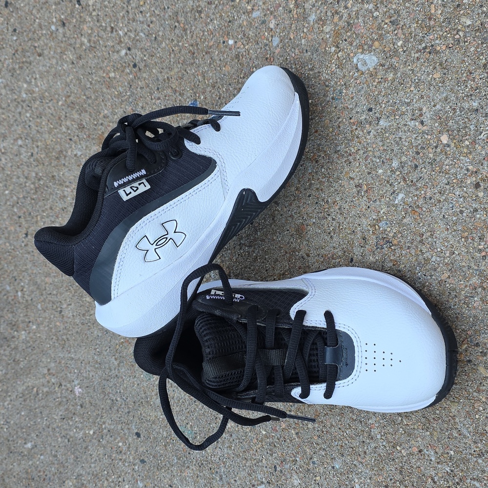 Under Armour Lockdown 7 Basketball Shoe Size Youth Kid's 13